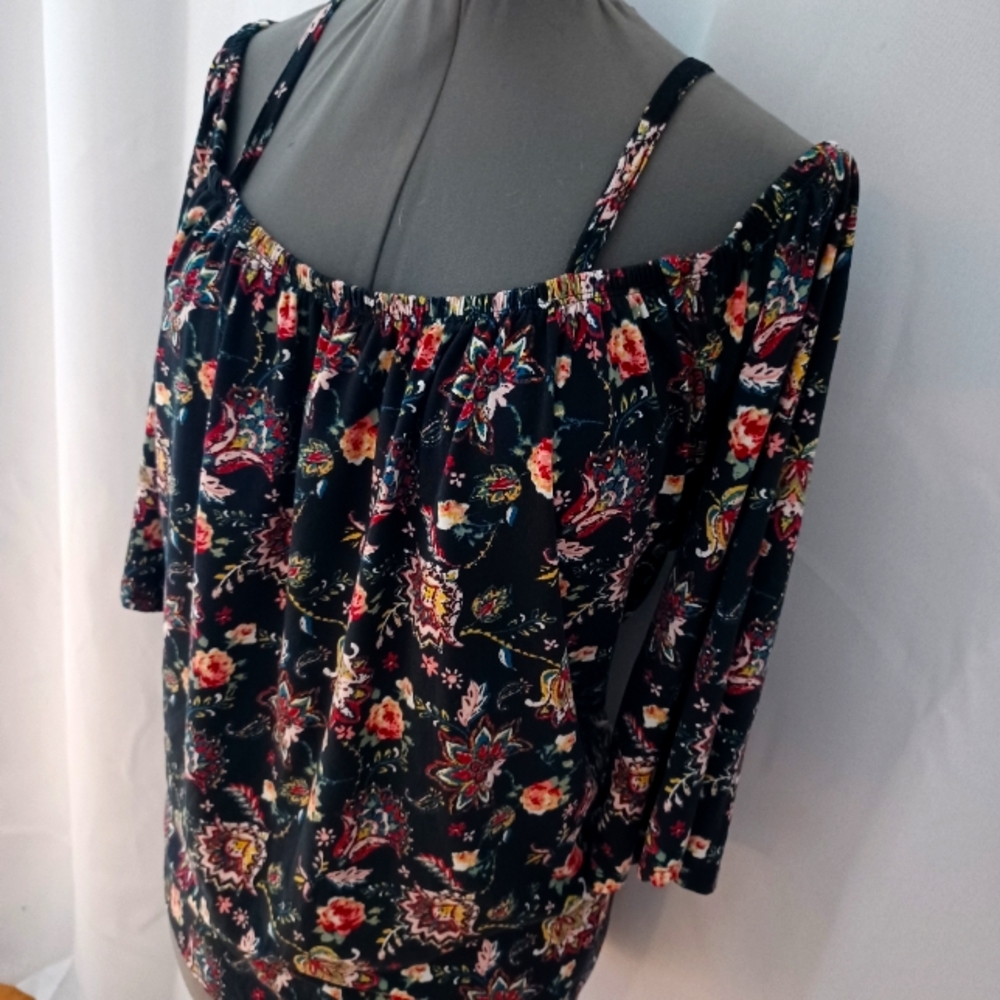 Hard Candy plus size floral top